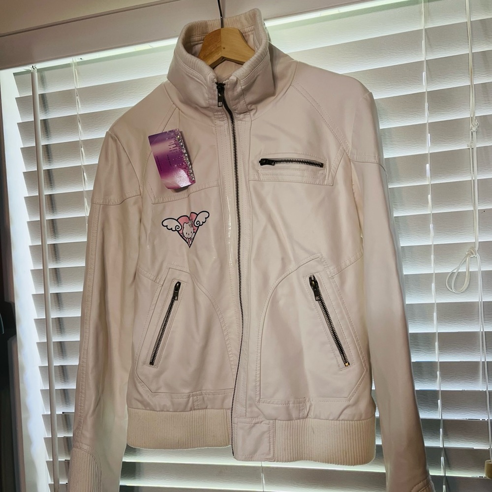 3/$25 Hello Kitty Jacket sz L